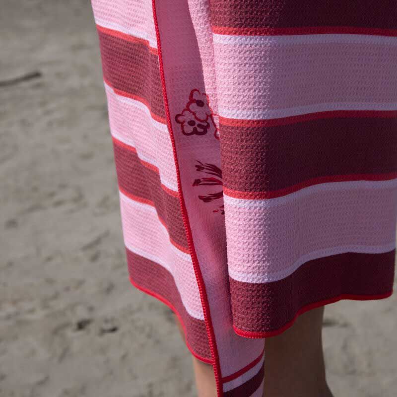 ICO Traders Sandfree Beach Towel - Toffee Apple image number 2